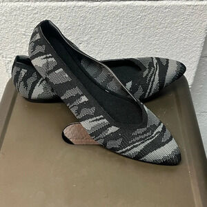 Cushionaire Leopard Flats